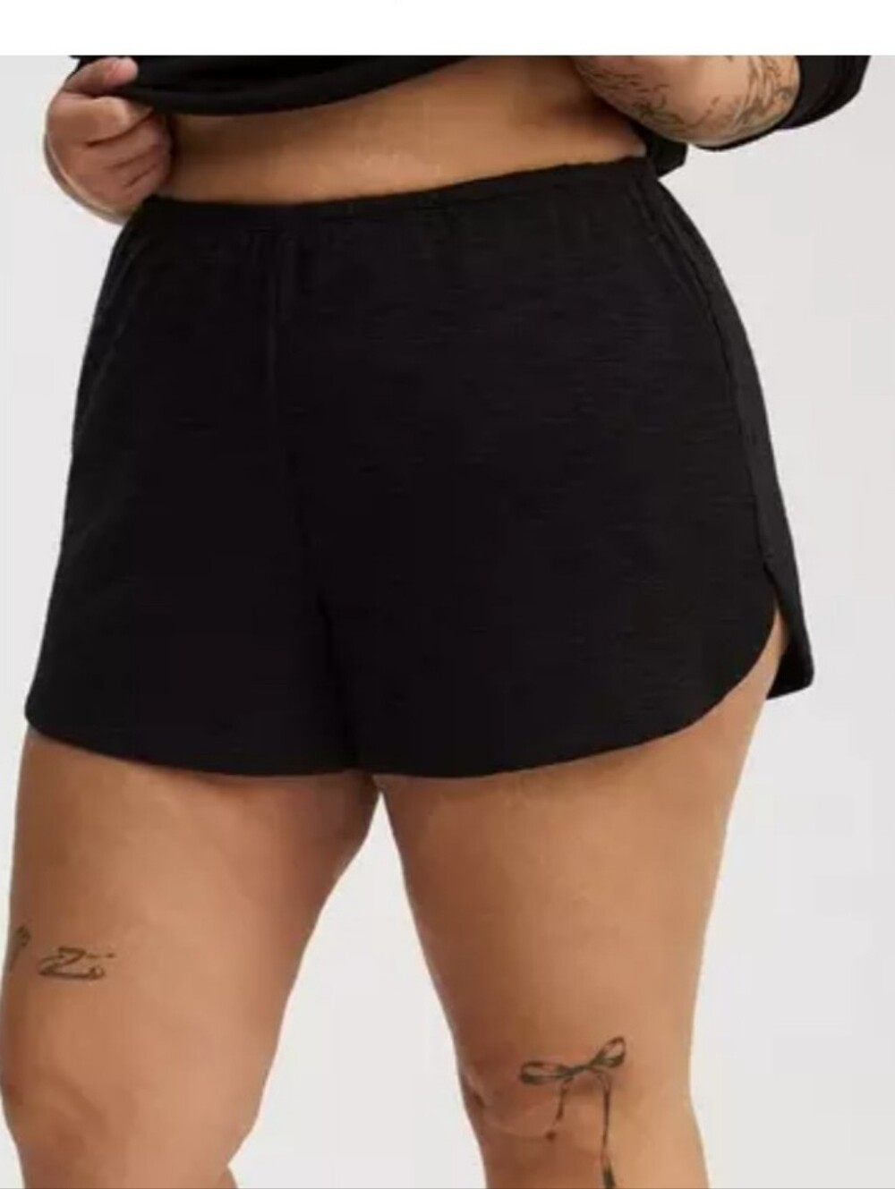 Torrid Women Black Short Pull On Baggy Pockets Dolphin Hem Run Athletic Sz3